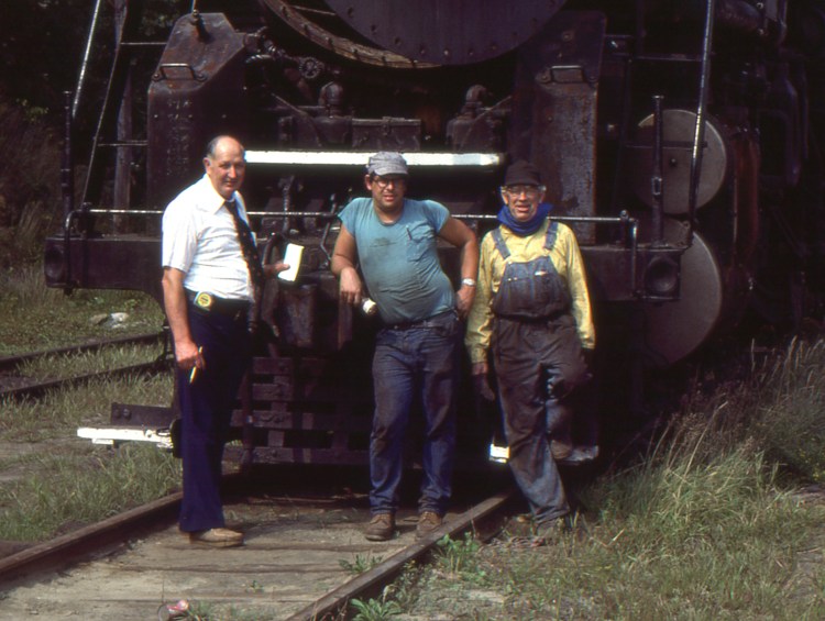 Frederick G. Bailey (center)